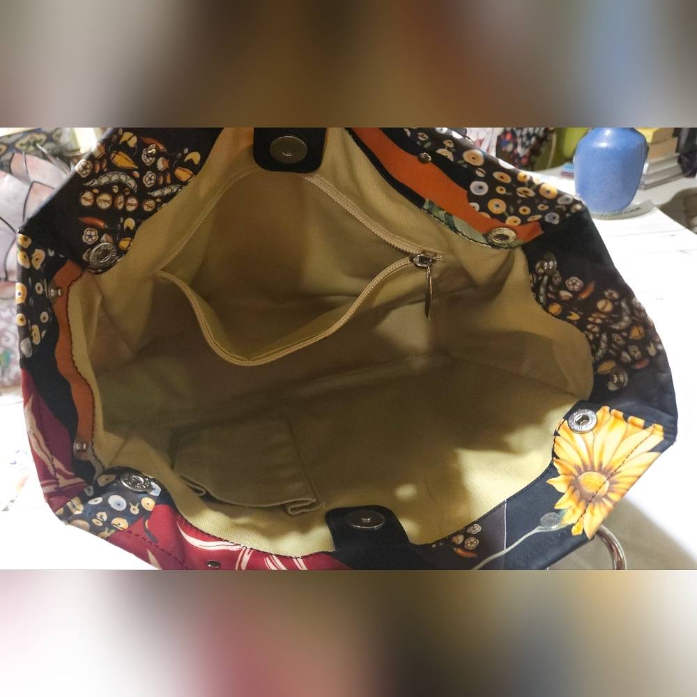 Vintage Salvatore Ferragamo Fiera Carnival Tote - Picture 3 of 5